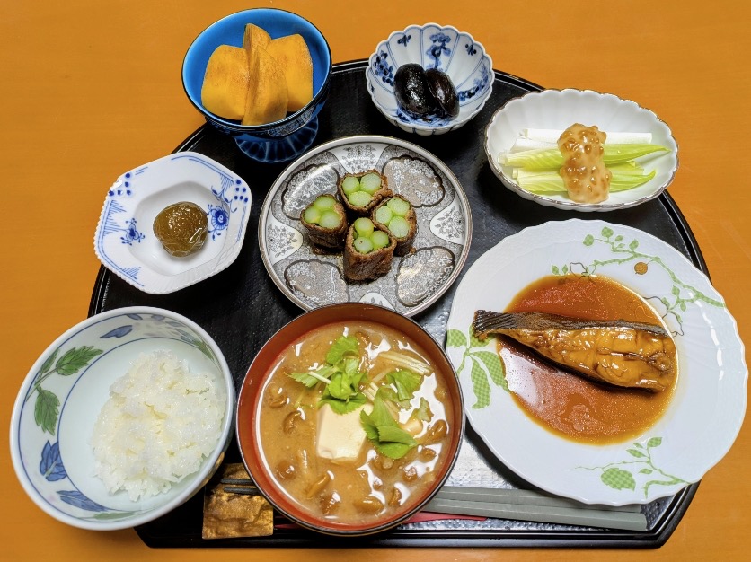 今日は「おぼっちゃまくん」新作のアイデアを考える。